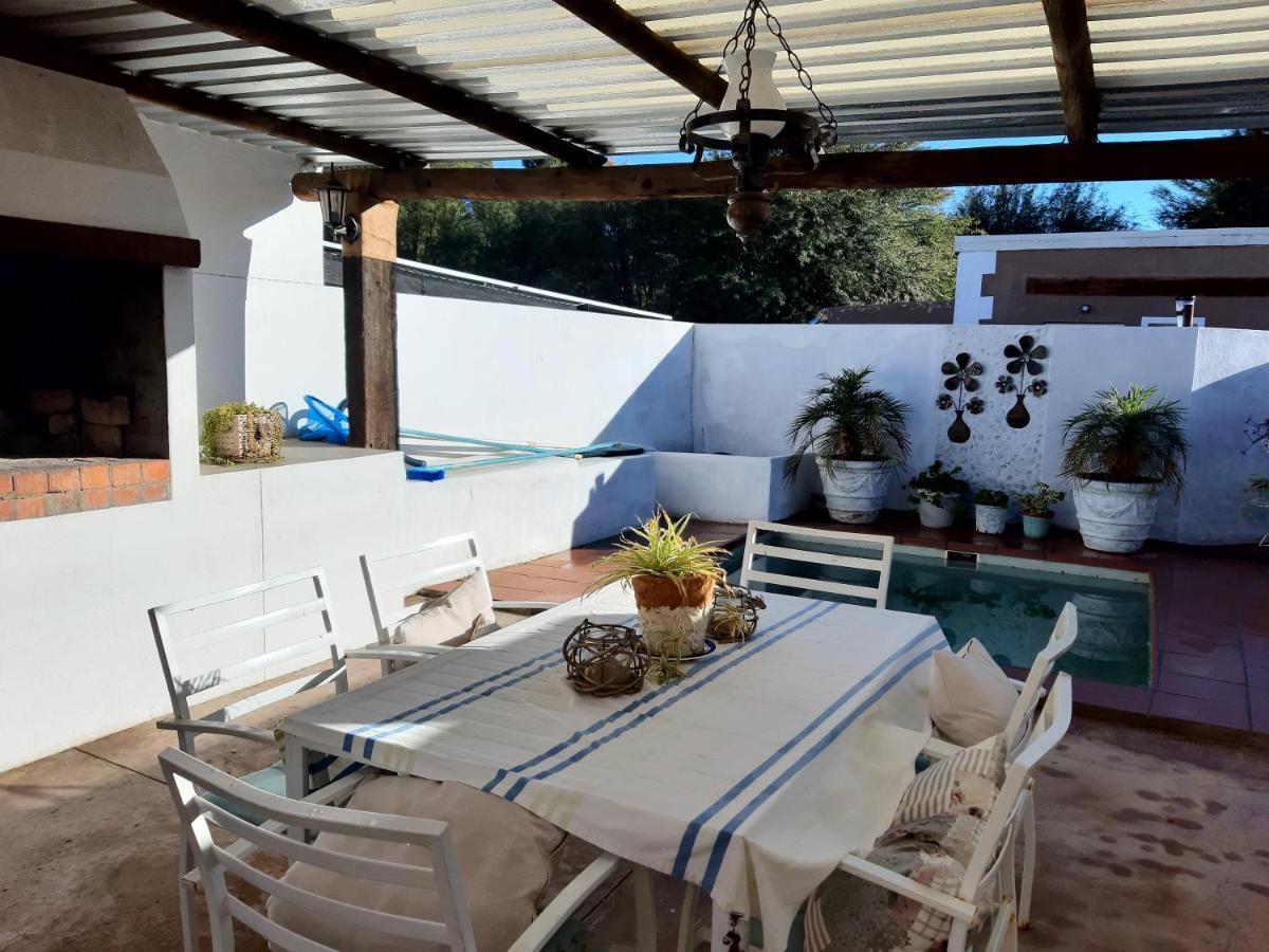 Calvinia Carmel Villa B&B Or Self-Catering المظهر الخارجي الصورة