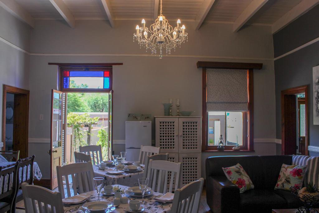 Calvinia Carmel Villa B&B Or Self-Catering المظهر الخارجي الصورة