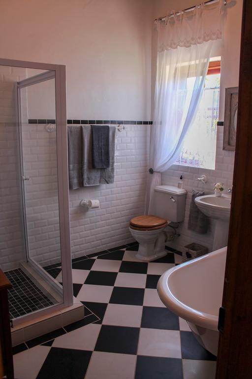 Calvinia Carmel Villa B&B Or Self-Catering المظهر الخارجي الصورة